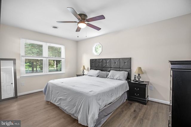 8301 SEAYS RD, Spotsylvania, VA 22551