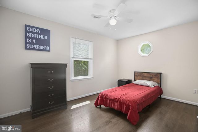 8301 SEAYS RD, Spotsylvania, VA 22551