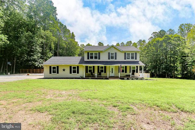 8301 SEAYS RD, Spotsylvania, VA 22551