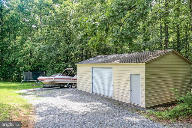 8301 SEAYS RD, Spotsylvania, VA 22551