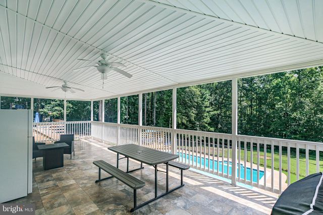 8301 SEAYS RD, Spotsylvania, VA 22551