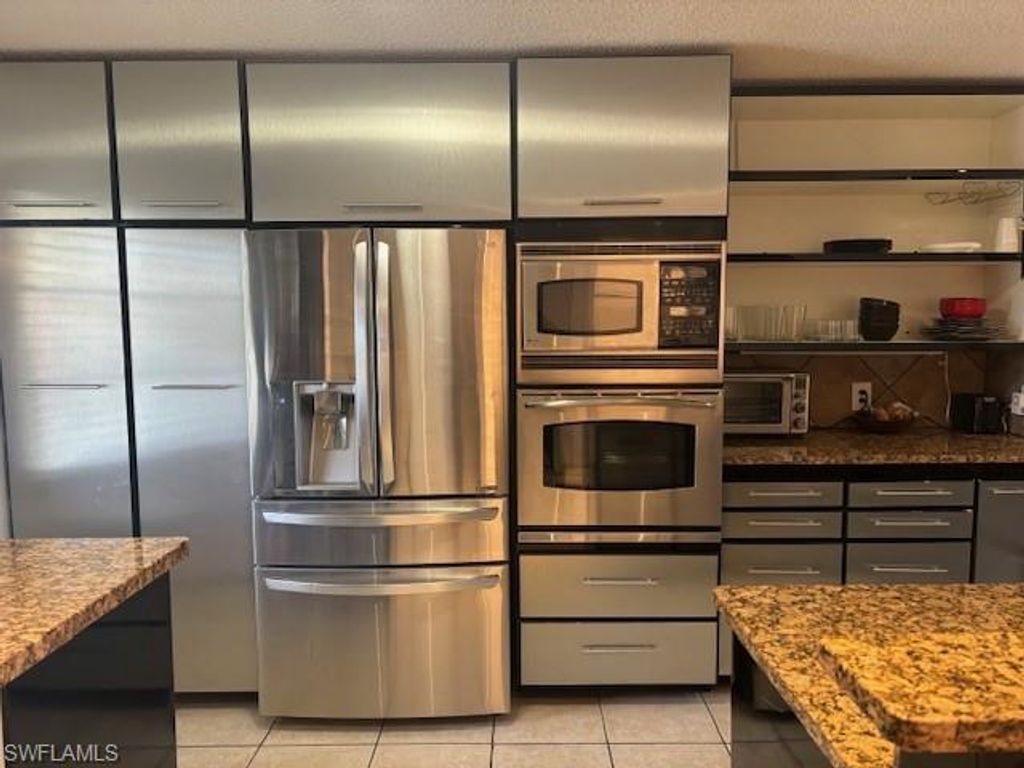7779 Jewel LN 202, NAPLES, FL 34109 — photo 3