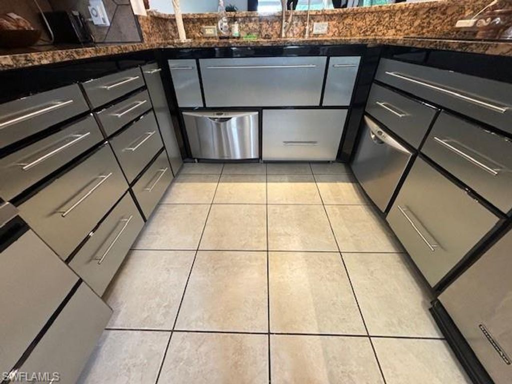 7779 Jewel LN 202, NAPLES, FL 34109 — photo 4