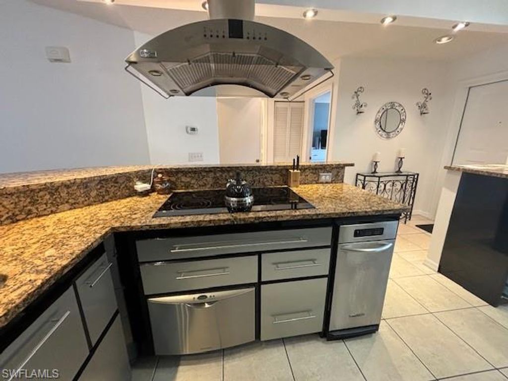 7779 Jewel LN 202, NAPLES, FL 34109 — photo 5
