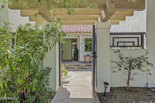 2643 E LOCKWOOD Street, Mesa, AZ 85213