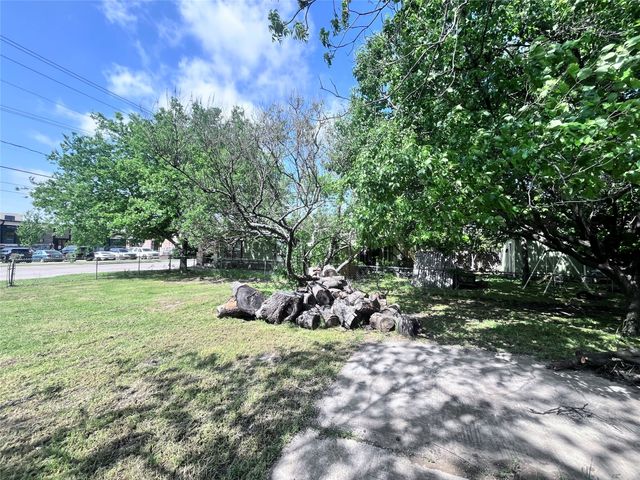 713 Elm Street, Mckinney, TX 75069