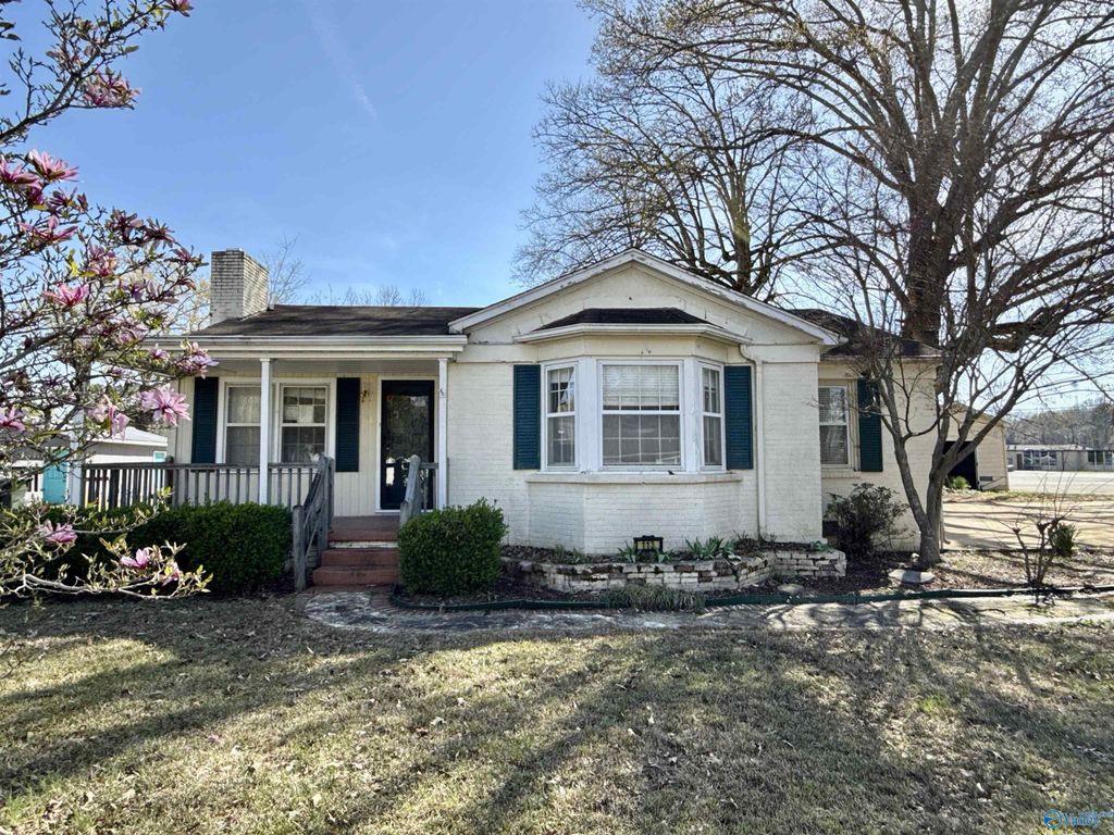 113 Cecil Street, Scottsboro, AL 35768