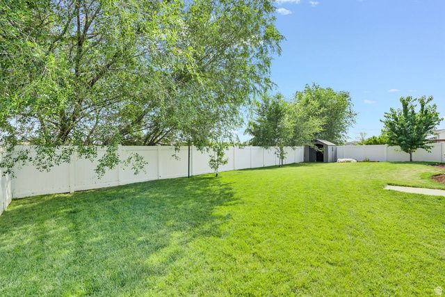 3269 W 650 N, Layton, UT 84041