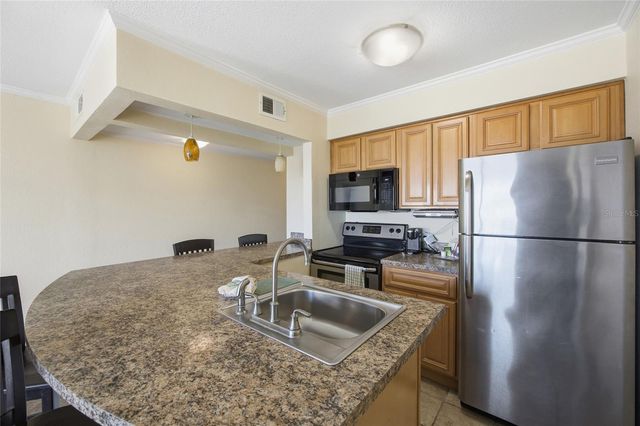 2506 N ROCKY POINT DRIVE 315, Tampa, FL 33607