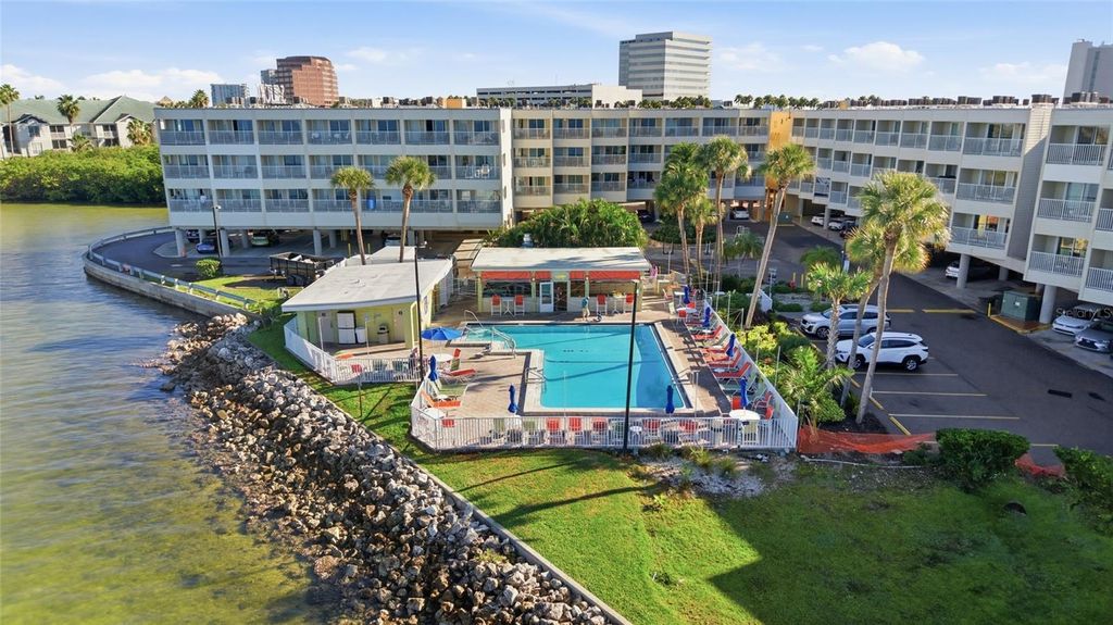 2506 N ROCKY POINT DRIVE 315, Tampa, FL 33607