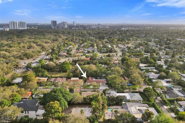 2126 NE 187th St, North Miami Beach, FL 33179