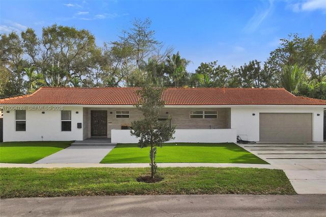 2126 NE 187th St, North Miami Beach, FL 33179