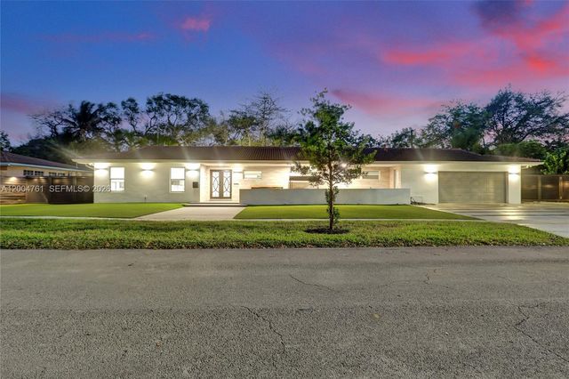 2126 NE 187th St, North Miami Beach, FL 33179