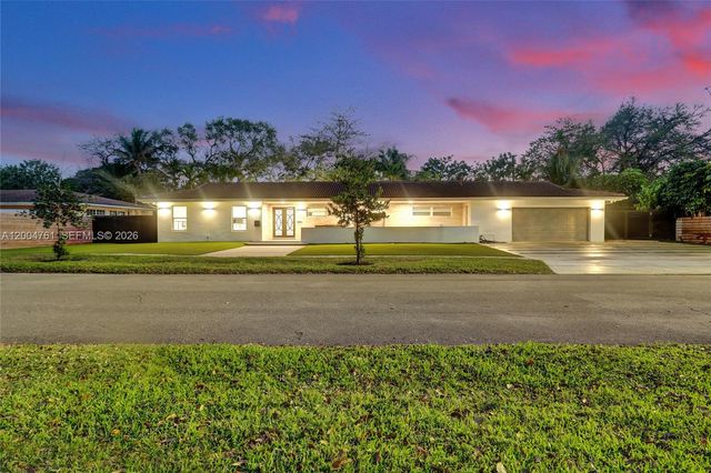 2126 NE 187th St, North Miami Beach, FL 33179