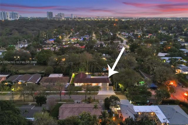 2126 NE 187th St, North Miami Beach, FL 33179