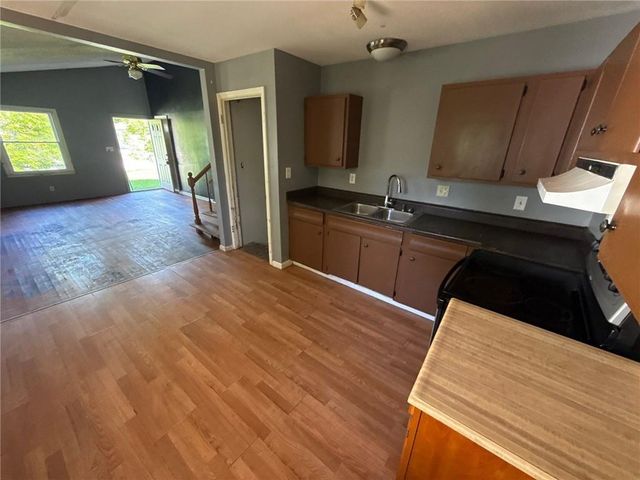 4258 N Colorado Avenue, Kansas City, MO 64117