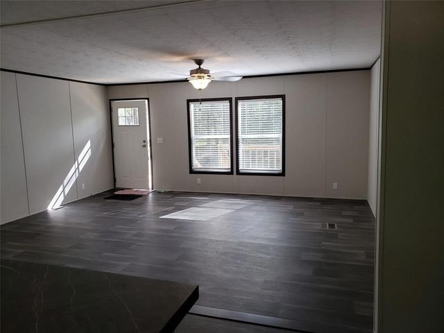 11642 Sparks Davis Road, Keithville, LA 71047