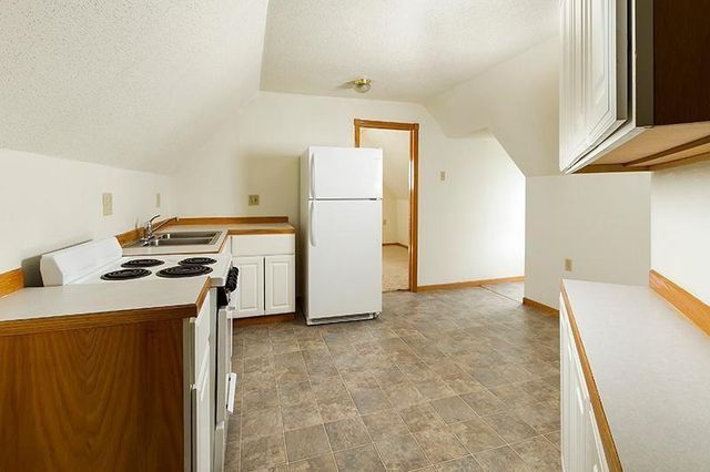 1619 Hubbard Avenue, Saint Paul, MN 55104
