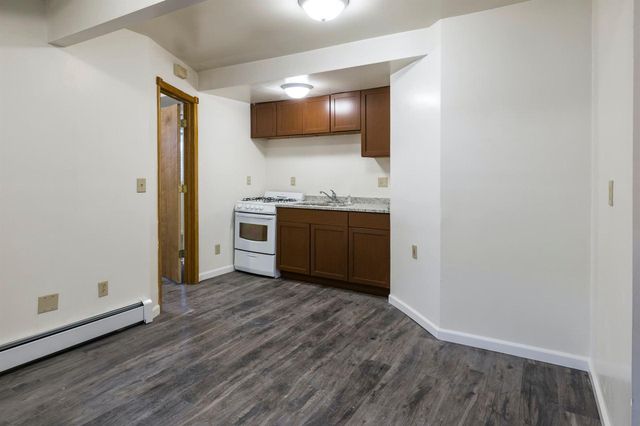 1619 Hubbard Avenue, Saint Paul, MN 55104