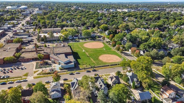 1619 Hubbard Avenue, Saint Paul, MN 55104