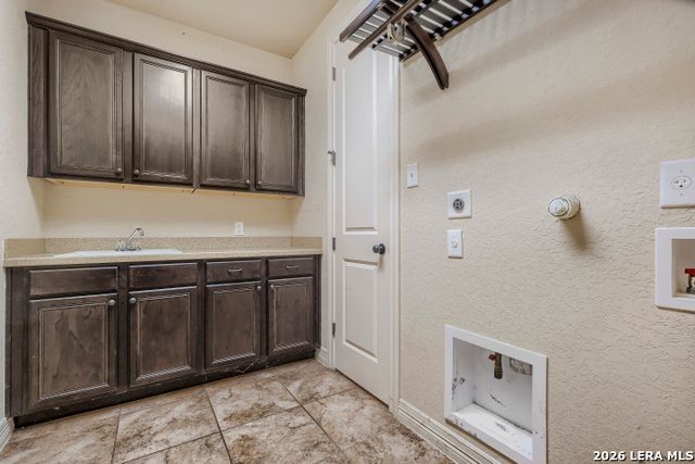 8706 Woodland Bnd, San Antonio, TX 78255