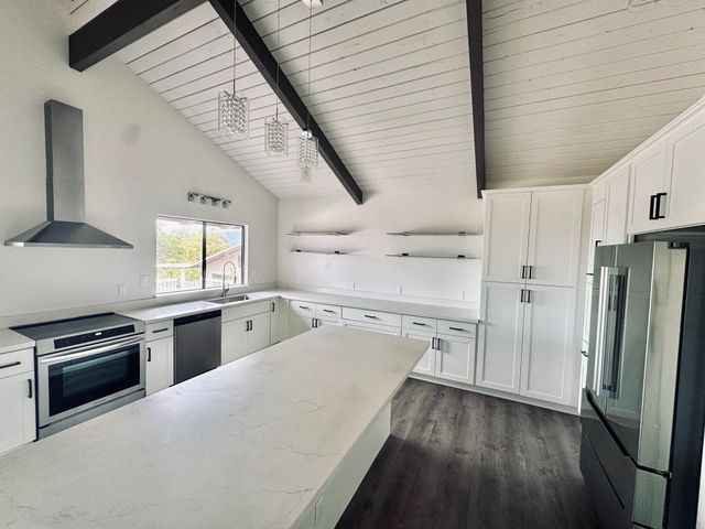 614 Kupulau Pl, Kihei, HI 96753