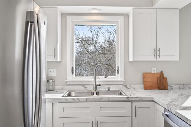 1615 169th Avenue NE, Andover, MN 55304