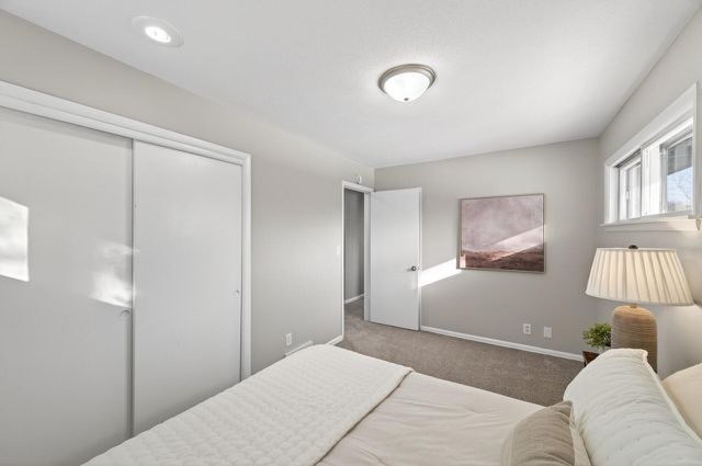 1615 169th Avenue NE, Andover, MN 55304