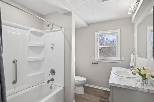 1615 169th Avenue NE, Andover, MN 55304