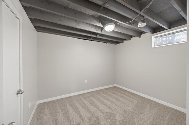 1615 169th Avenue NE, Andover, MN 55304