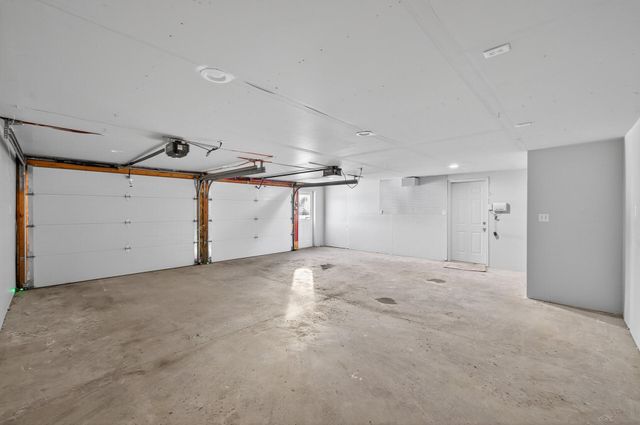 1615 169th Avenue NE, Andover, MN 55304