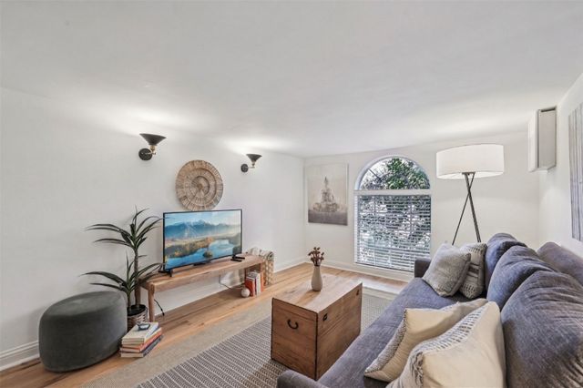 8914 Diceman Drive, Dallas, TX 75218