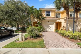 340 River Bluff Lane, Royal Palm Beach, FL 33411