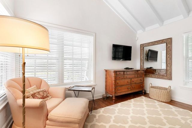 285 Orange Grove Road, Palm Beach, FL 33480