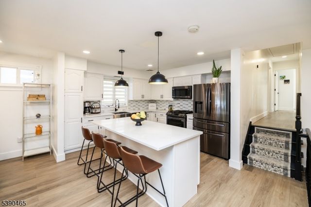 11 Washington St, Roxbury Twp., NJ 07850