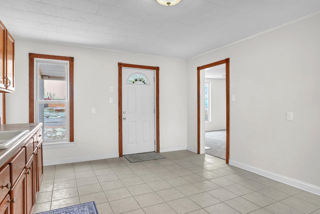 105 E Bates Street, Hebron, IN 46341