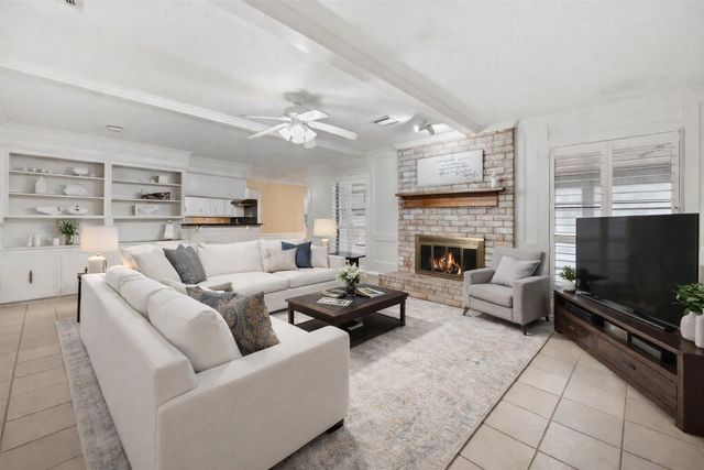 17814 Theiss Mail Route Road, Spring, TX 77379