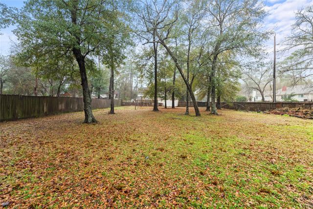 17814 Theiss Mail Route Road, Spring, TX 77379