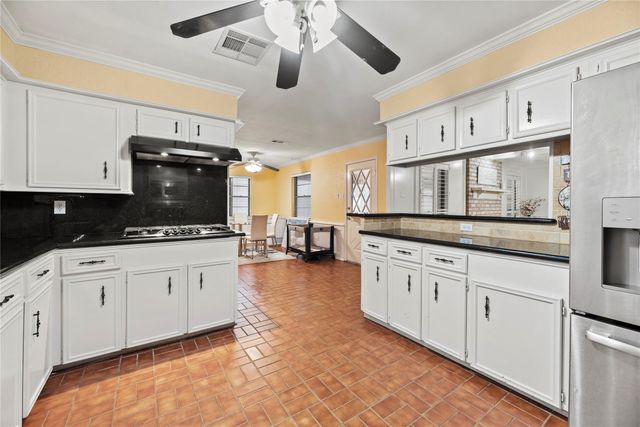 17814 Theiss Mail Route Road, Spring, TX 77379