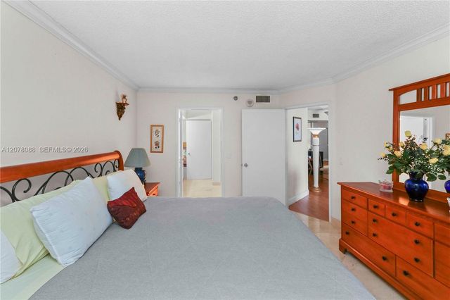 3400 NE 192nd Street 1911, Aventura, FL 33180