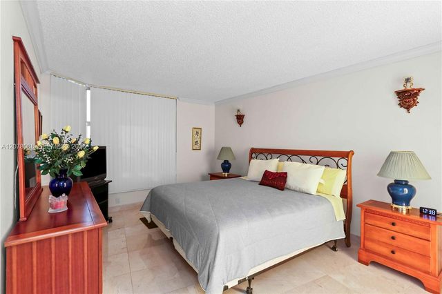 3400 NE 192nd Street 1911, Aventura, FL 33180