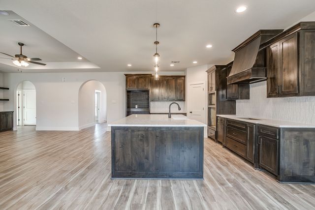 3322 N Grove Street, Fort Worth, TX 76106