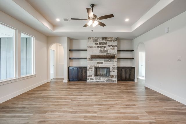 3322 N Grove Street, Fort Worth, TX 76106