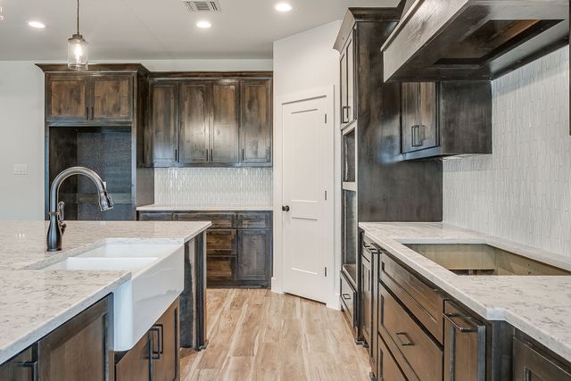 3322 N Grove Street, Fort Worth, TX 76106