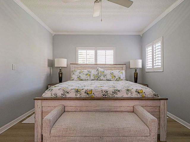 524 7th Square, Vero Beach, FL 32962
