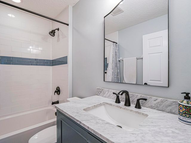 524 7th Square, Vero Beach, FL 32962