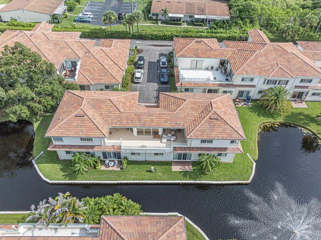 524 7th Square, Vero Beach, FL 32962