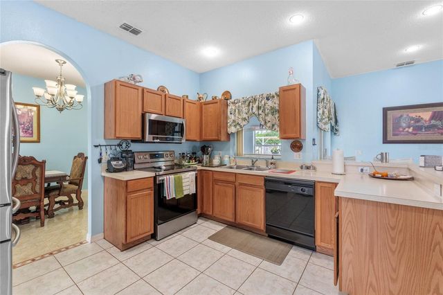 323 ALEGRIANO COURT, Kissimmee, FL 34758