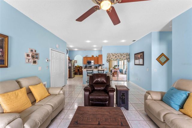 323 ALEGRIANO COURT, Kissimmee, FL 34758