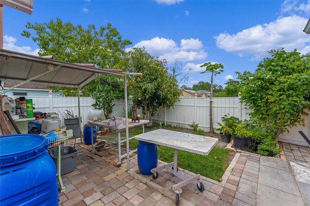 323 ALEGRIANO COURT, Kissimmee, FL 34758